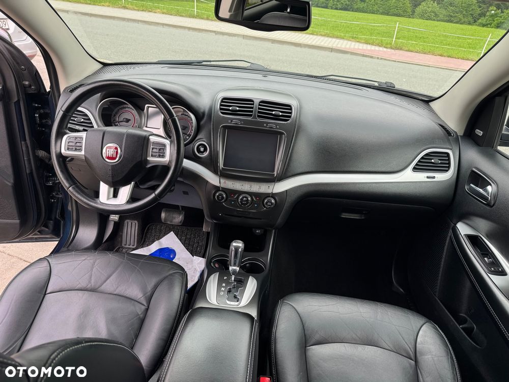 Fiat Freemont 2.0 Multijet 16V DPF Automatik Allrad Lounge - 19
