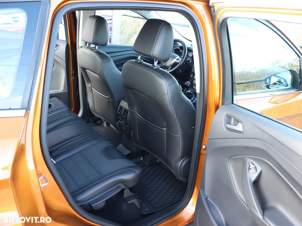 Ford Kuga 2.0 TDCi 4x2 Titanium - 21