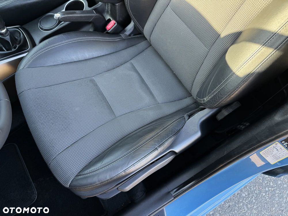 Hyundai i30 1.6 CRDi Premium - 26