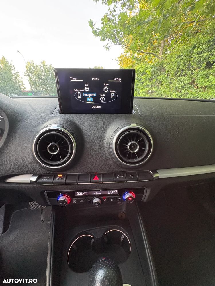 Audi A3 1.6 TDI clean Stronic Ambiente - 26