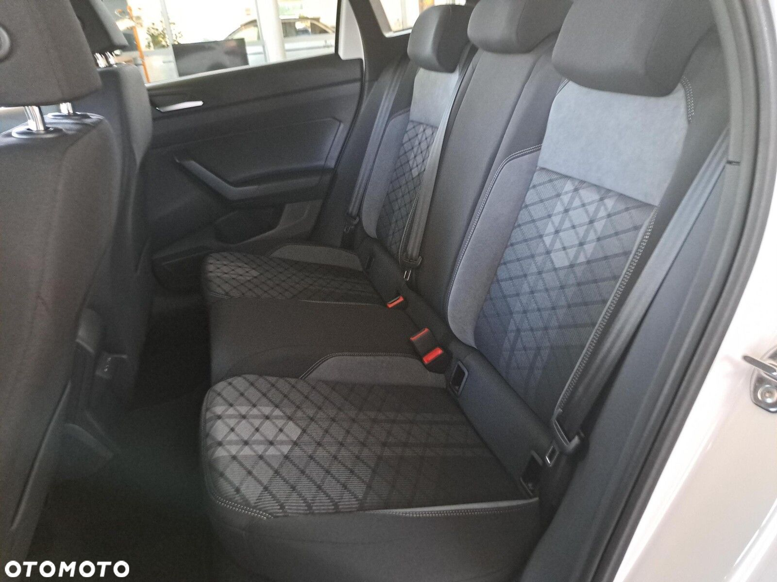 Volkswagen Taigo - 16