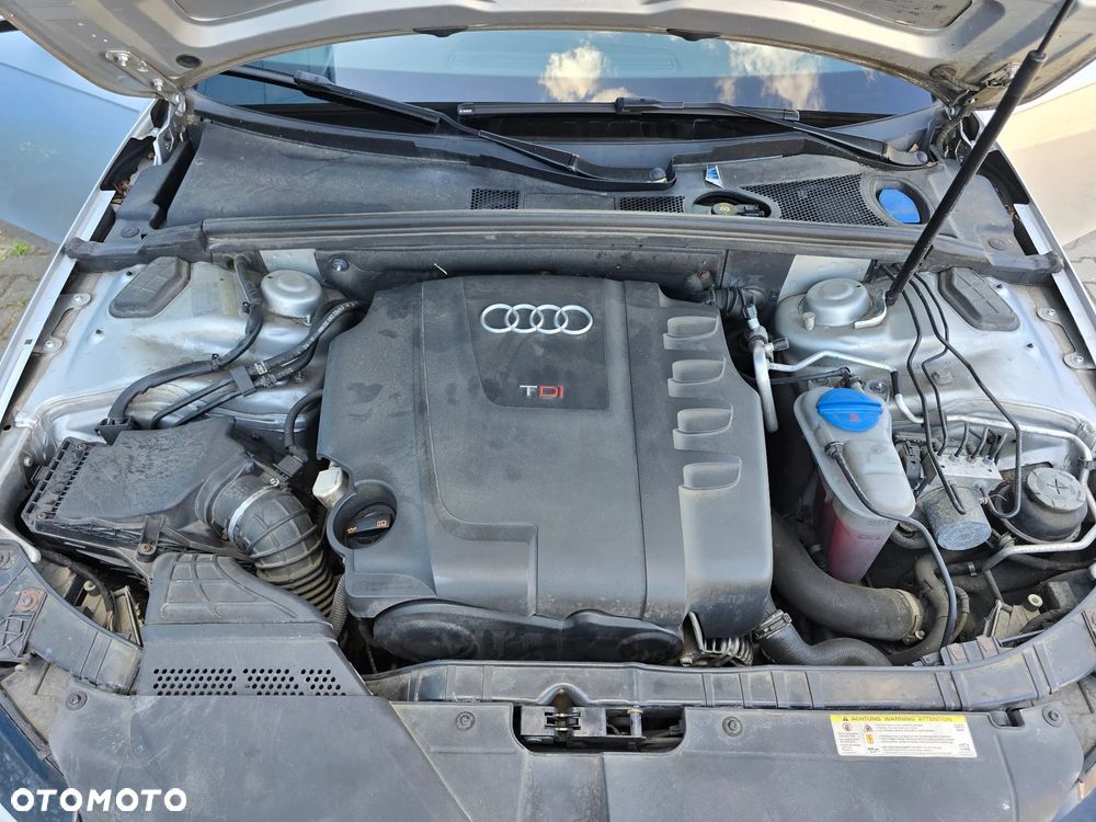 Audi A4 Limousine 2.0 TDI DPF S line Sportpaket - 19