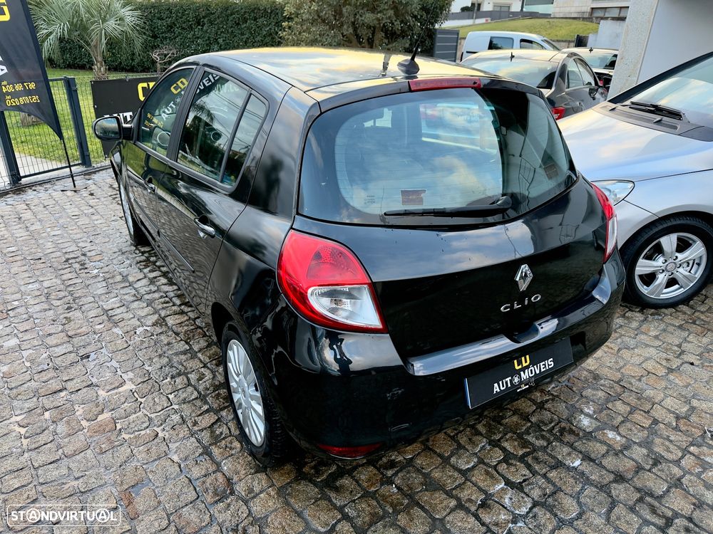 Renault Clio 1.2 16V Dynamique S - 20
