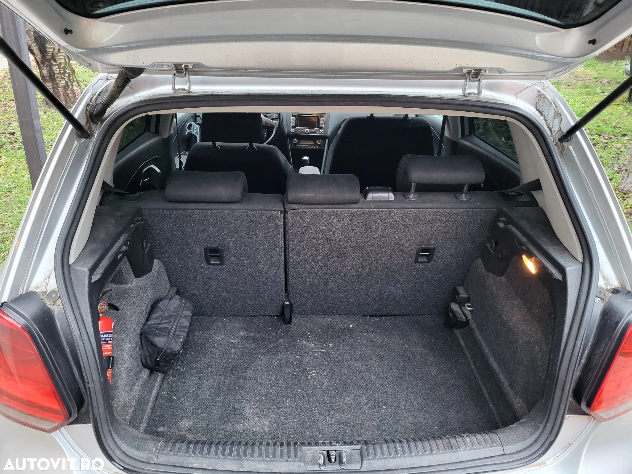 Volkswagen Polo 1.6 TDI CR DPF Trendline - 12