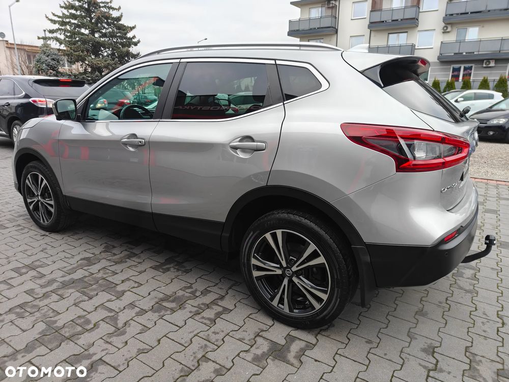 Nissan Qashqai 1.6 DIG-T TEKNA+ - 12