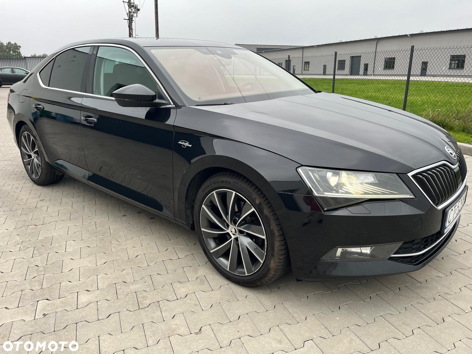 Skoda Superb 1.8 TSI L&K DSG - 2
