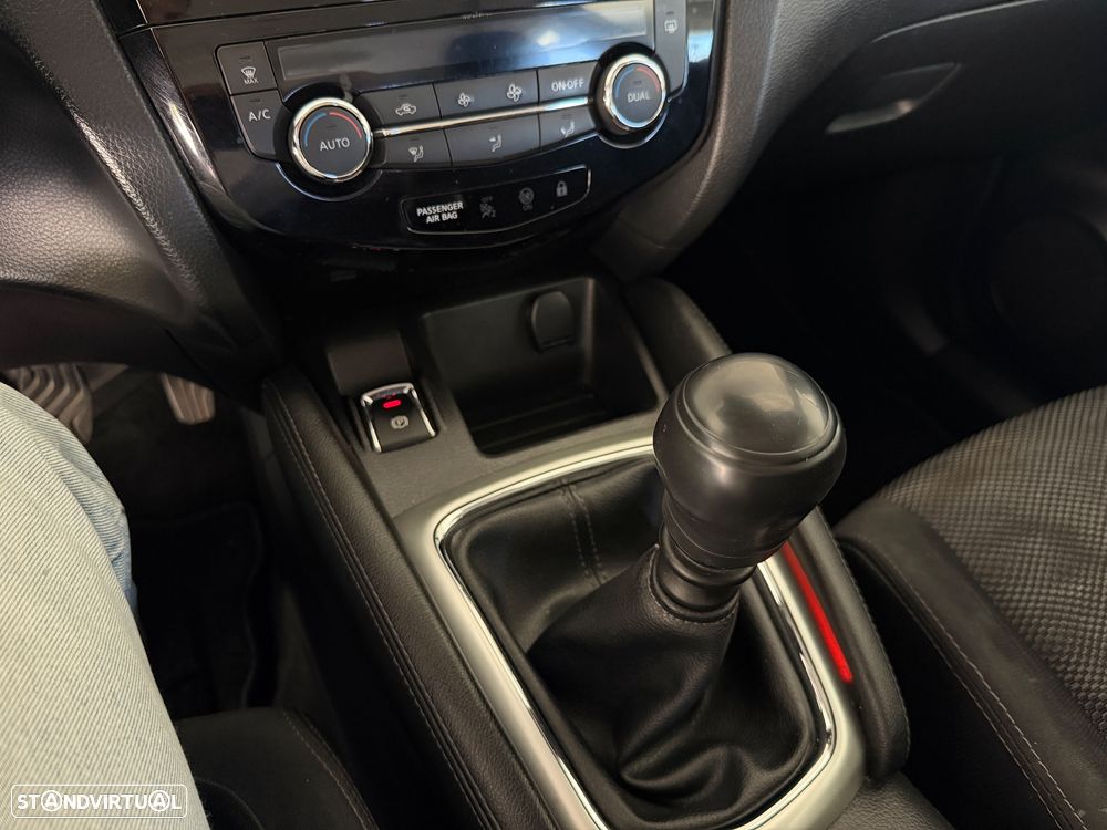 Nissan Qashqai 1.5 dCi Acenta - 11