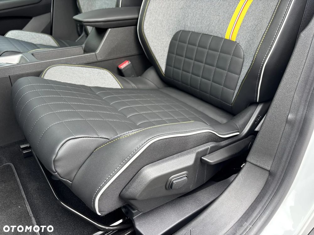 Renault 4 E-Tech 52kWh Comfort Range Iconic - 12
