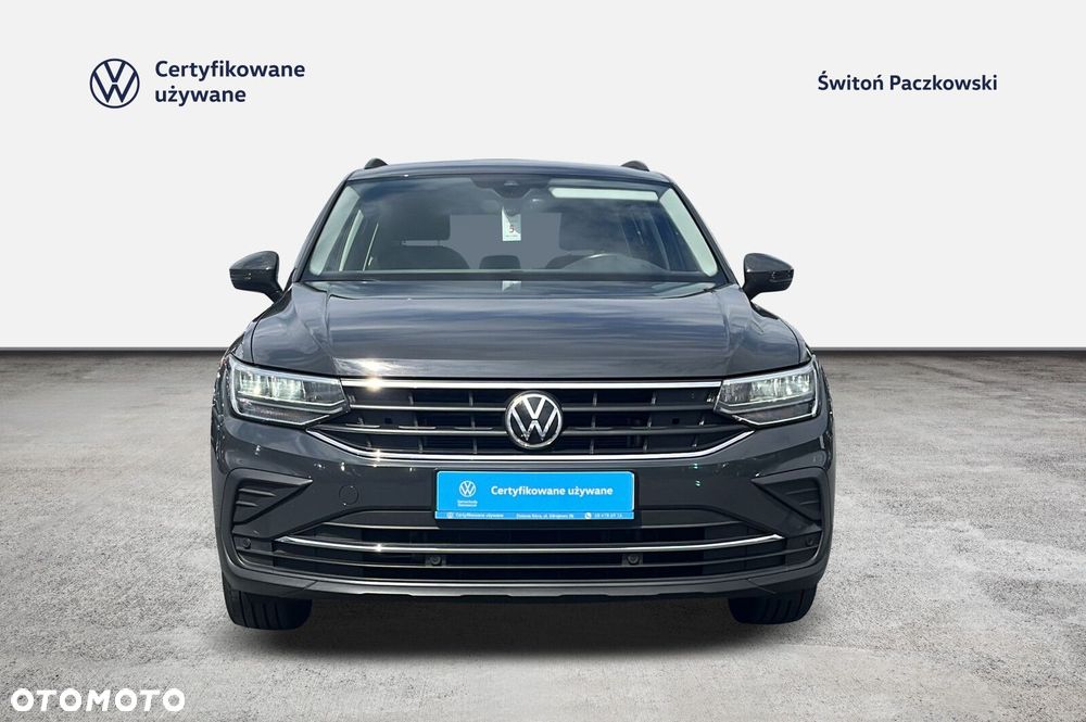 Volkswagen Tiguan - 9