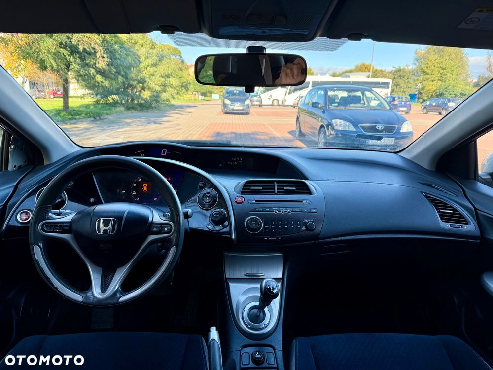 Honda Civic 1.8i-VTEC Automatik Comfort - 21