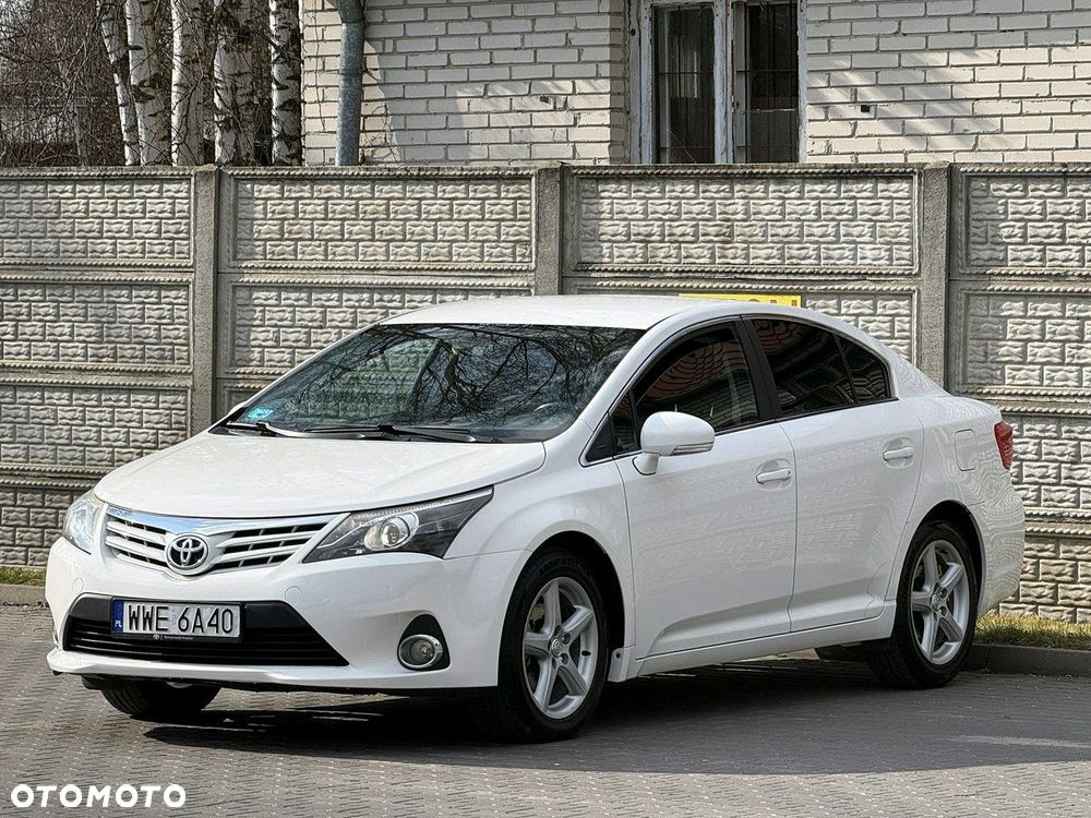 Toyota Avensis 2.0 D-4D Active - 19