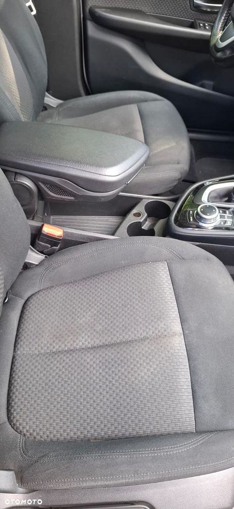 BMW Seria 2 218d xDrive Sport Line sport - 9