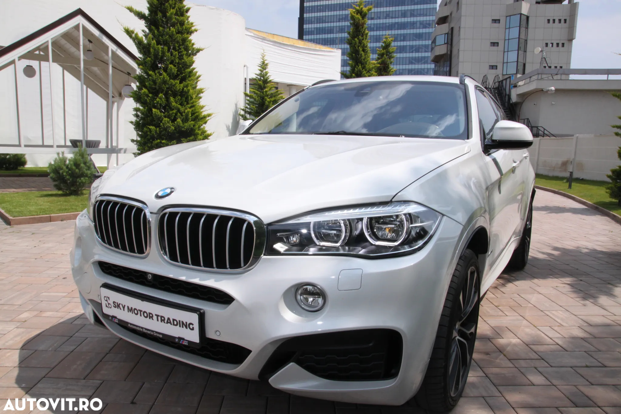 BMW X6 xDrive40d - 13