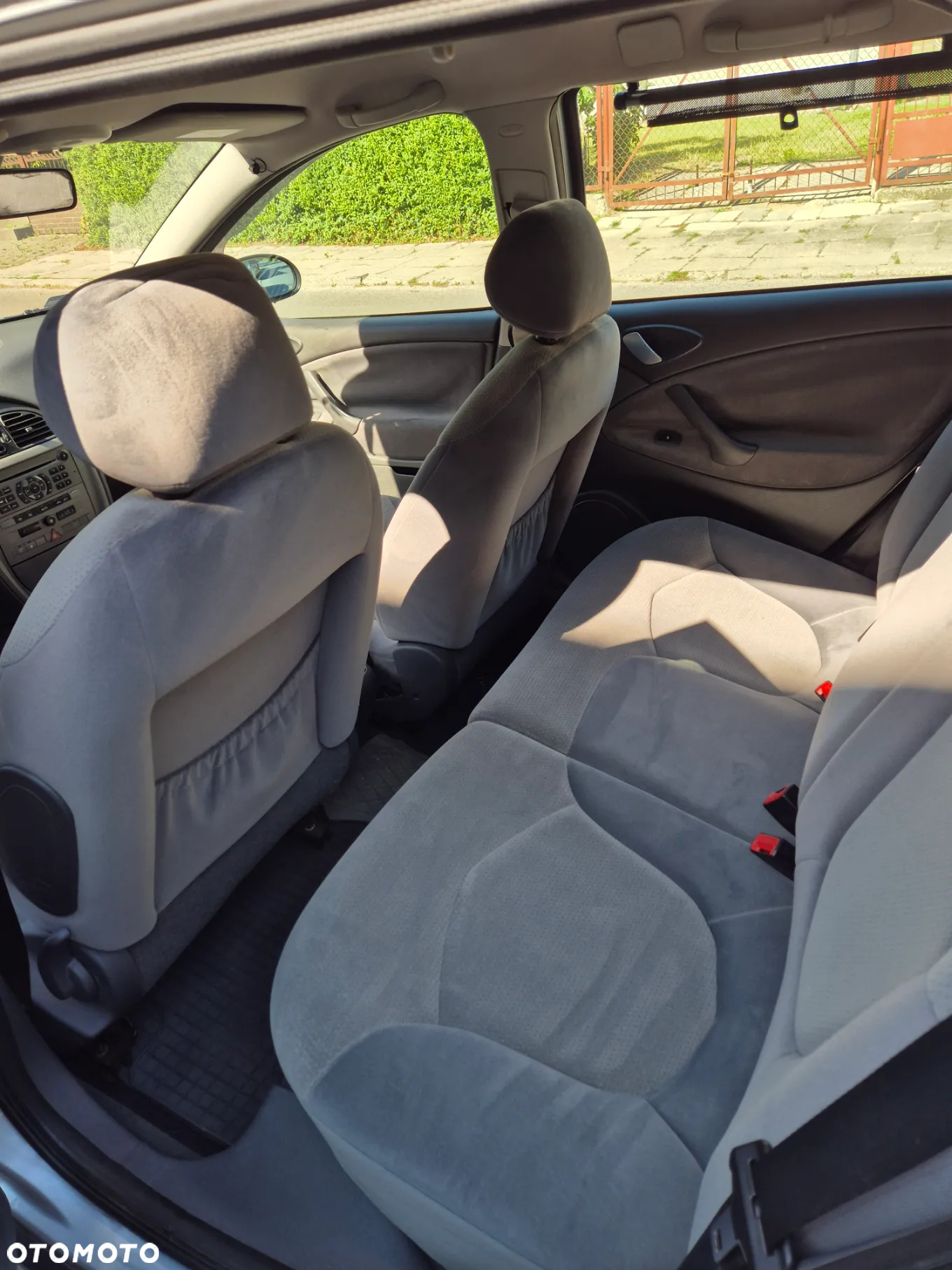 Citroën C5 II 1.8i 16V X - 19