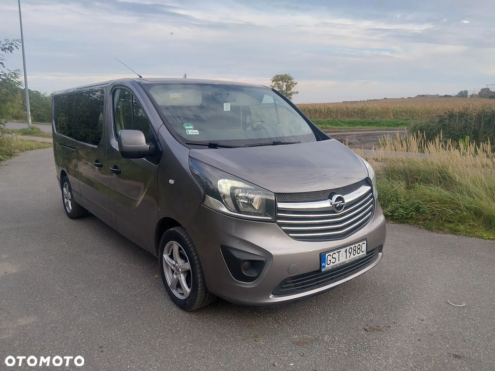 Opel Vivaro - 1