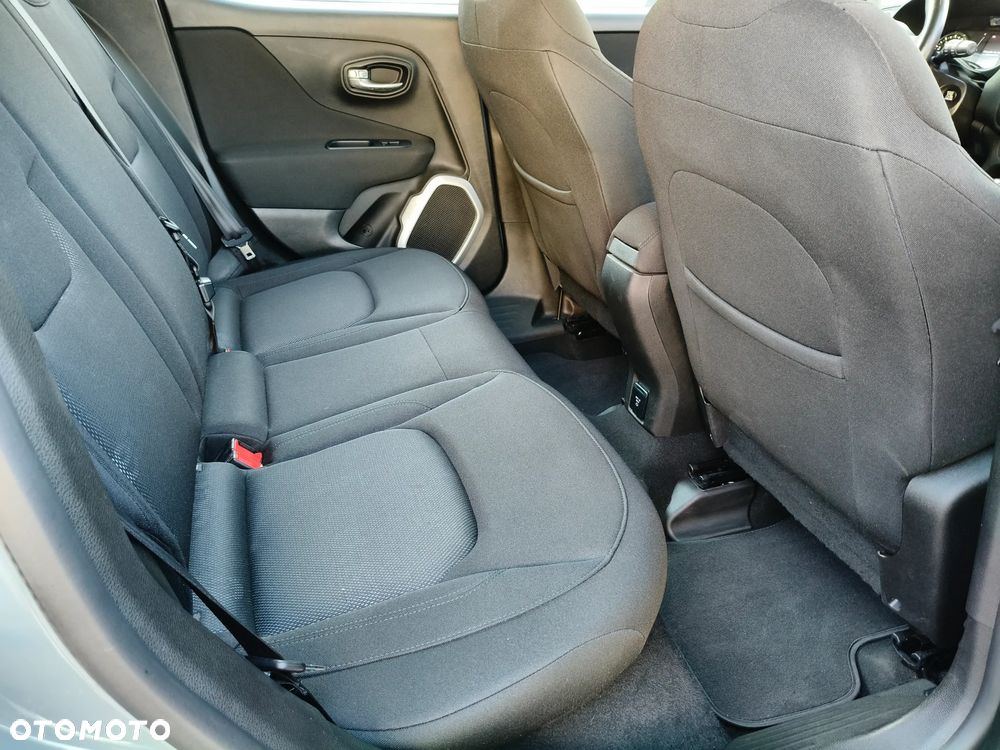 Jeep Renegade 1.4 MultiAir Longitude - 19