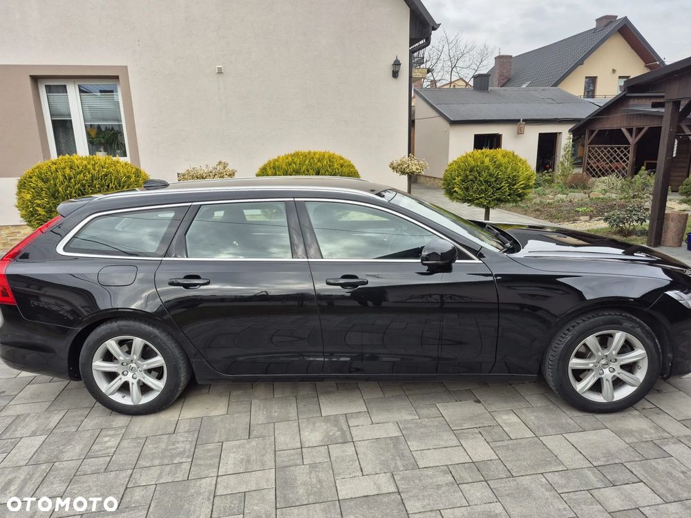 Volvo V90 D3 AWD Momentum Pro - 5
