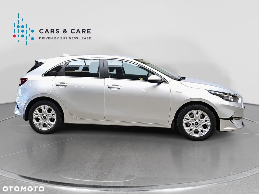 Kia Ceed 1.5 T-GDI M - 21