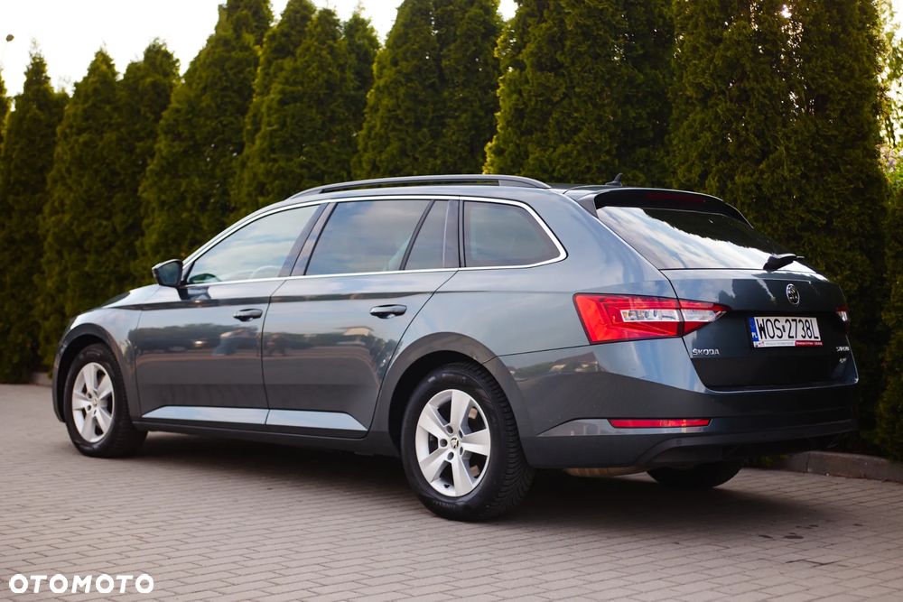 Skoda Superb 2.0 TDI 4x4 Premium Edition - 3