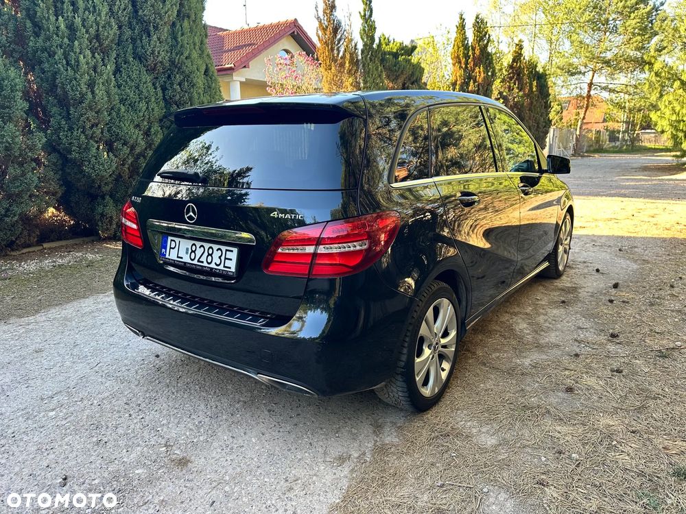 Mercedes-Benz Klasa B 220 4-Matic - 5