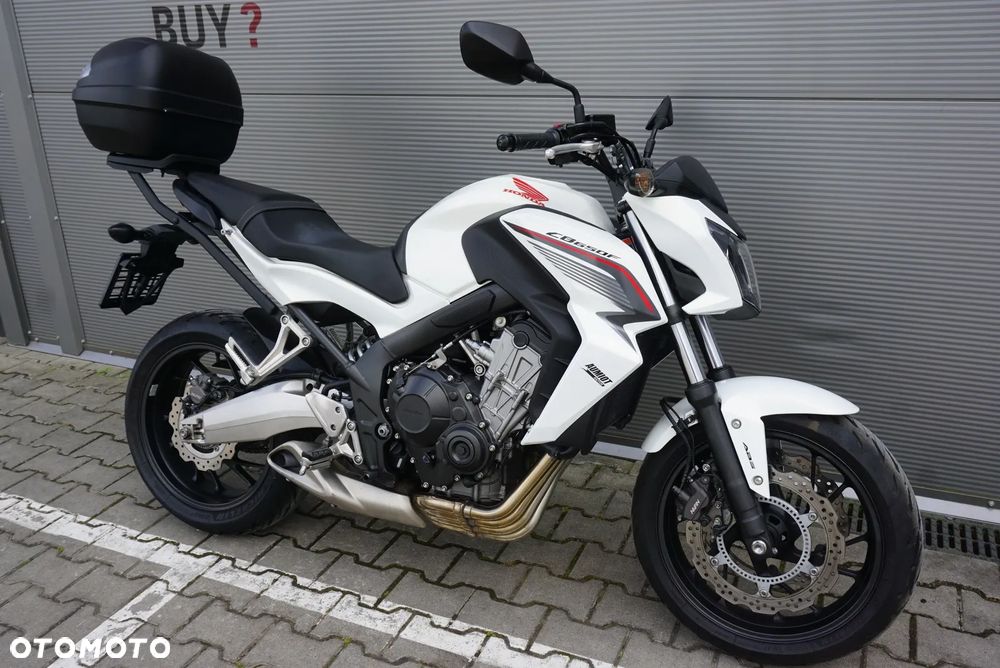 Honda CB - 1