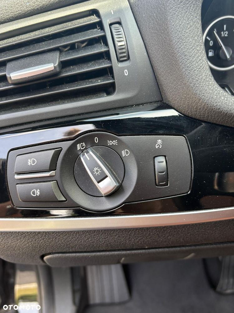 BMW X4 xDrive28i - 16