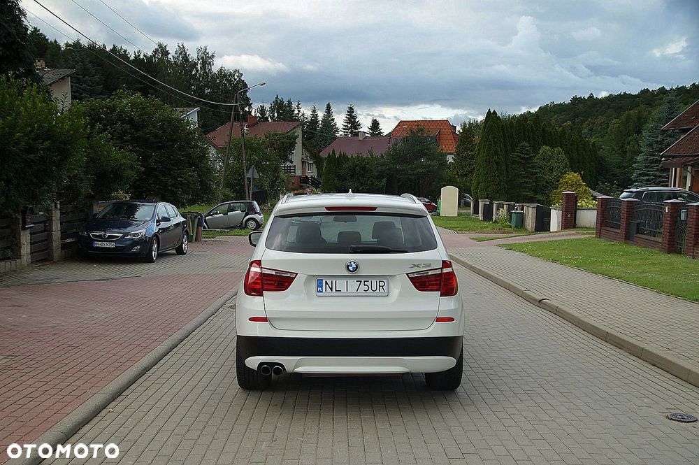 BMW X3 xDrive28i Sport-Aut Advantage - 7