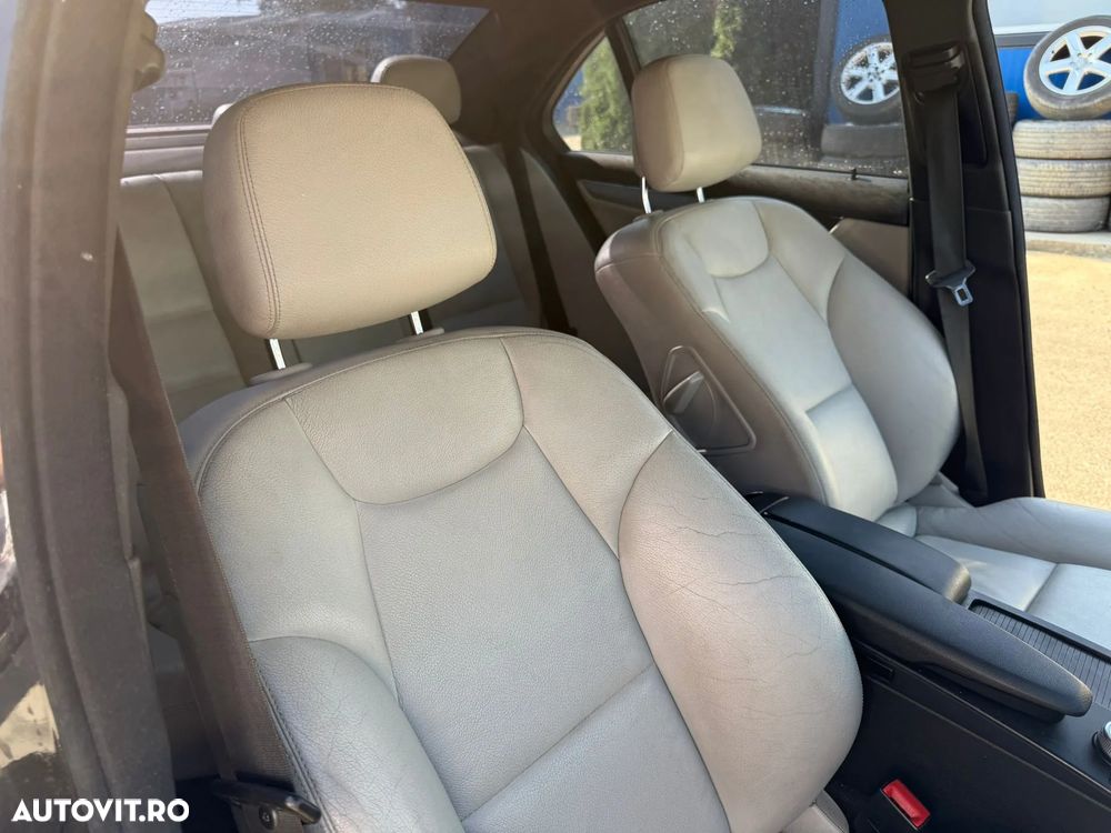 Bara / Capota / Faruri / Aripi / Usi / Jante / Portbagaj Mercedes C-Class W204 AMG Culoare 197 Negru Obsidian - 7