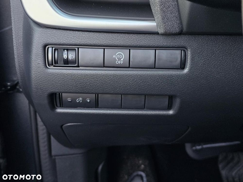 Nissan Qashqai 1.3 DIG-T MHEV N-Connecta Xtronic - 10