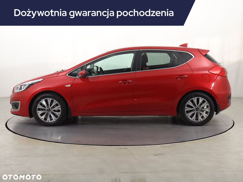 Kia Ceed - 4