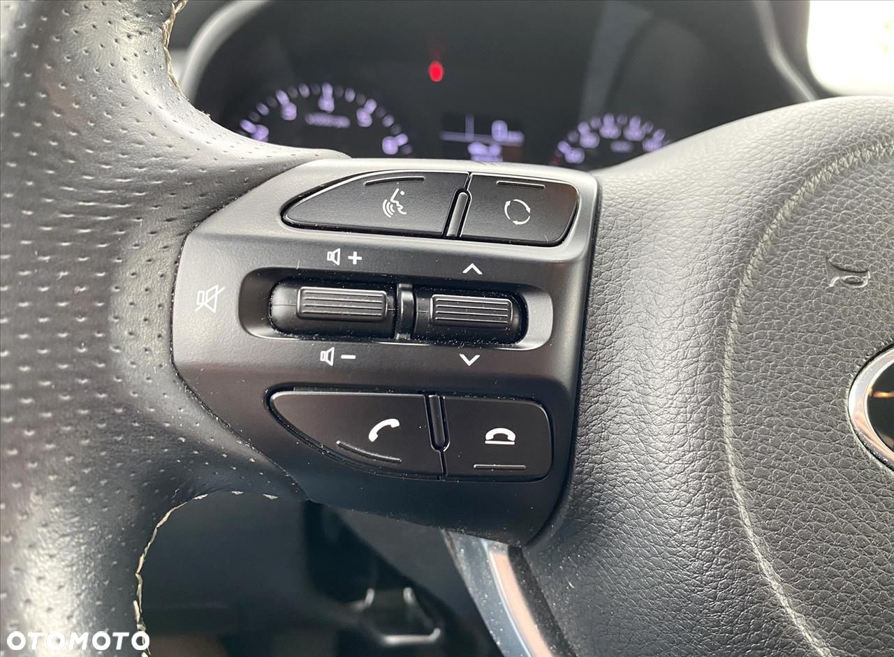 Kia Stonic 1.0 T-GDI L - 17