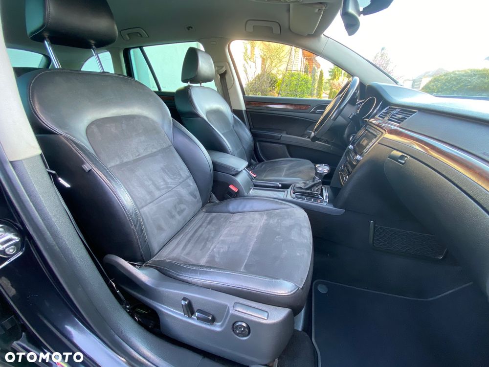 Skoda Superb 2.0 TDI DSG Exclusive - 10