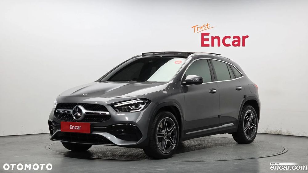 Mercedes-Benz GLA 250 4Matic 8G-DCT AMG Line - 1