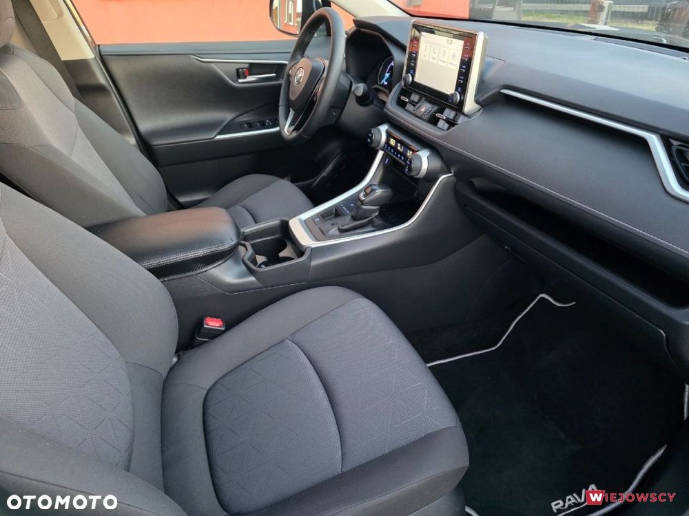 Toyota RAV4 - 19