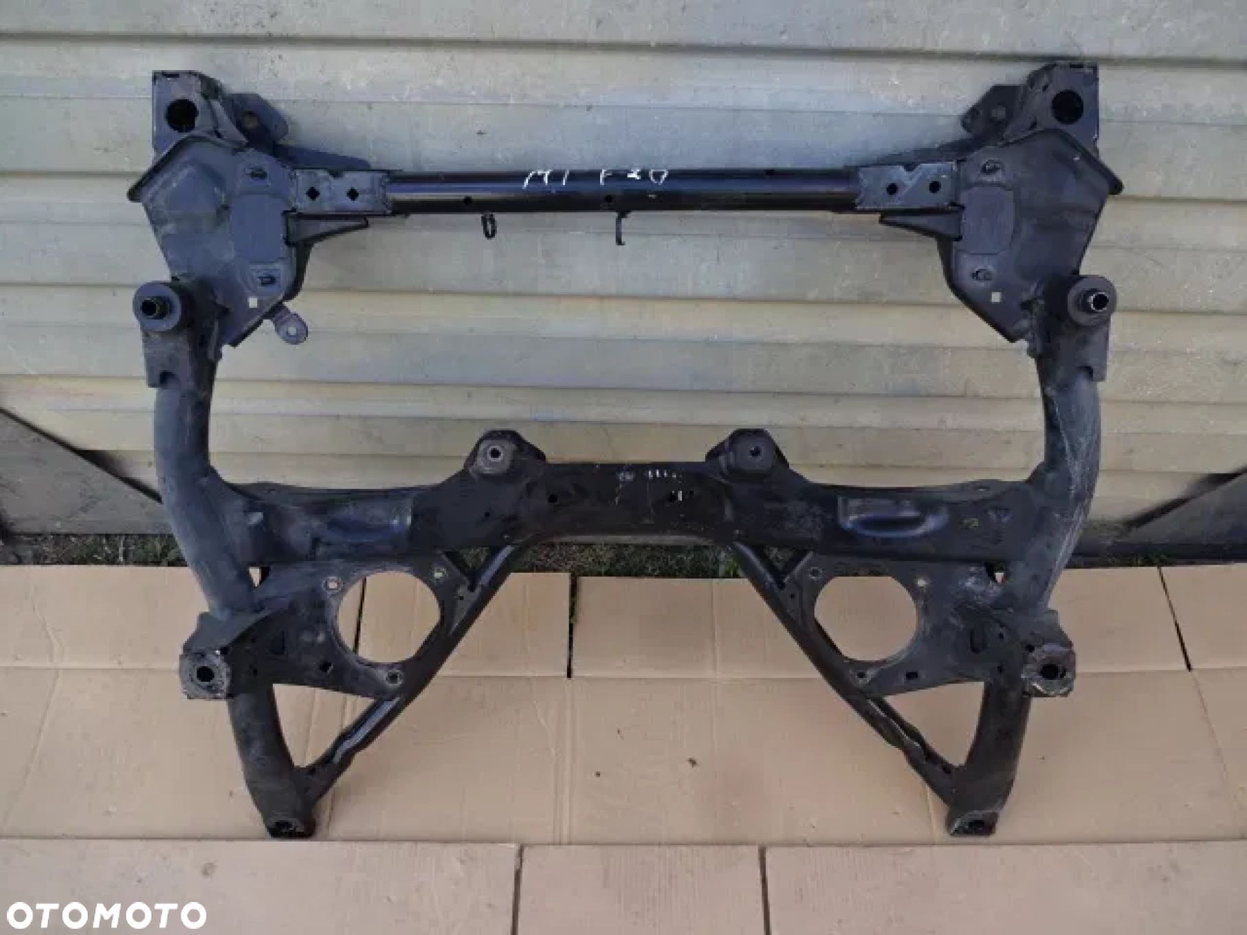 BMW 1 M1 F20 F210 BELKA ZAWIESZENIA ŁAWA WÓZEK SANKI - 1