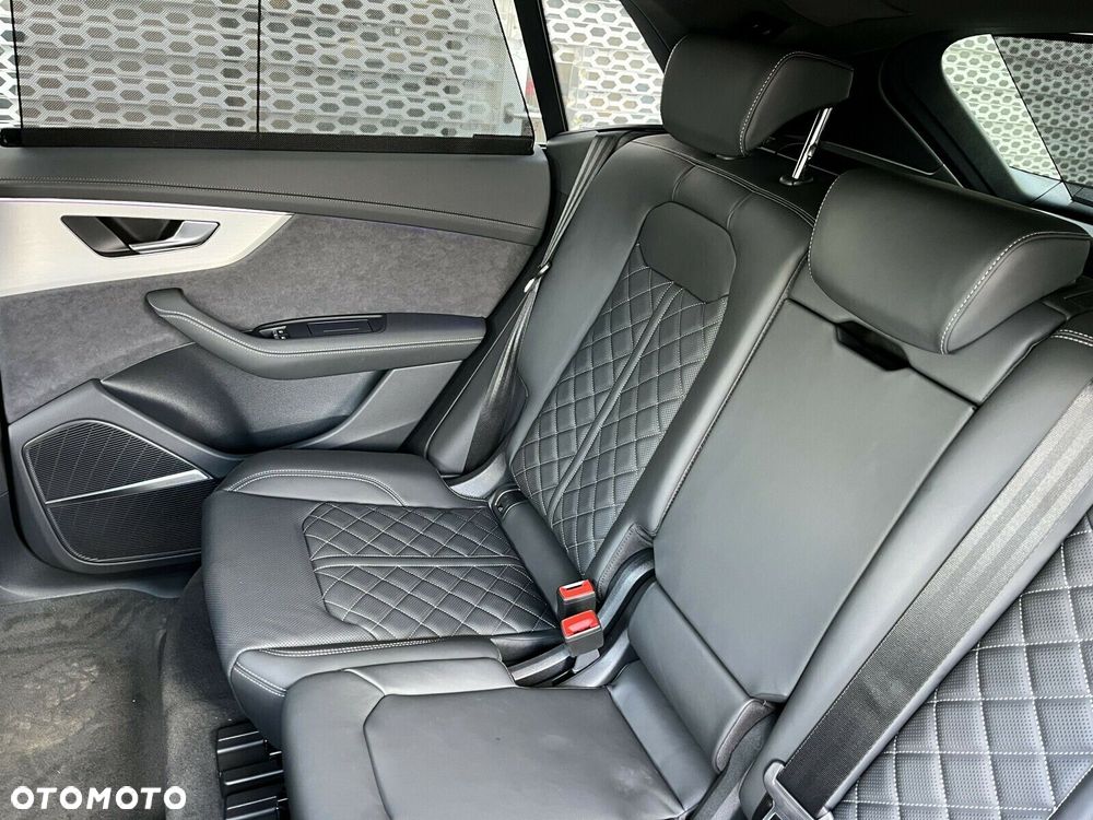 Audi Q8 - 14