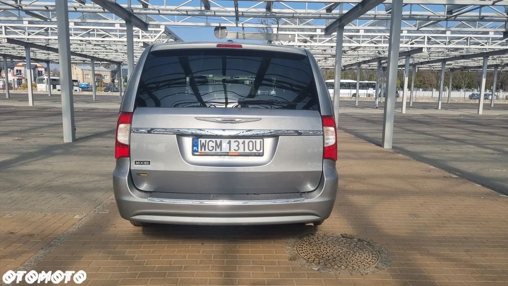 Chrysler Town & Country 3.6 Touring - 5