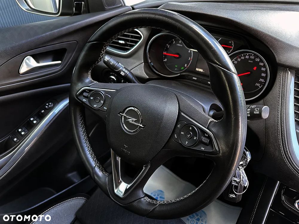 Opel Grandland X 1.2 T GPF Innovation S&S - 32