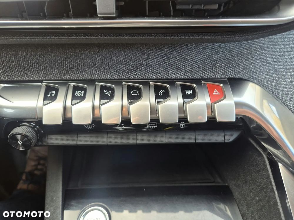 Peugeot 3008 BlueHDi 120 Stop & Start EAT6 Allure - 17