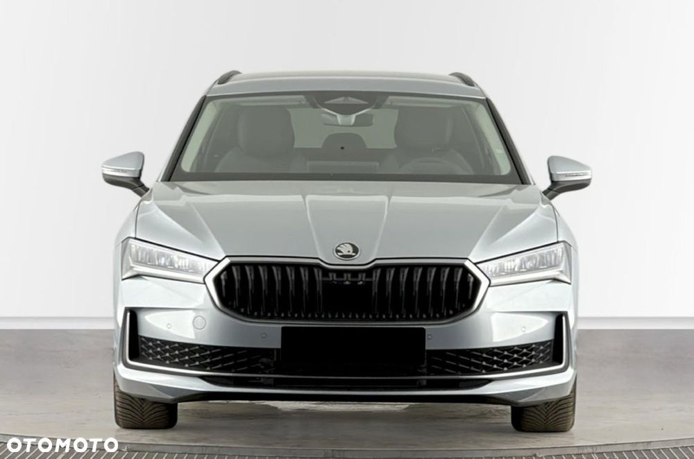 Skoda Superb 2.0 TDI SCR 4x4 Drive DSG - 8