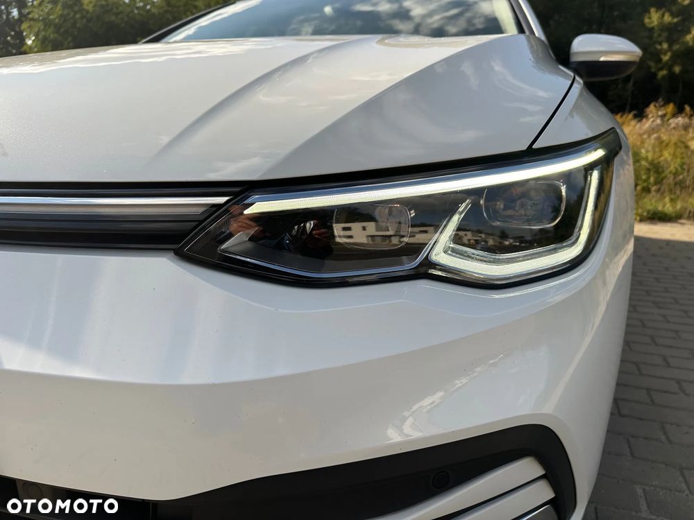 Volkswagen Golf VIII 1.5 TSI EVO Style - 9