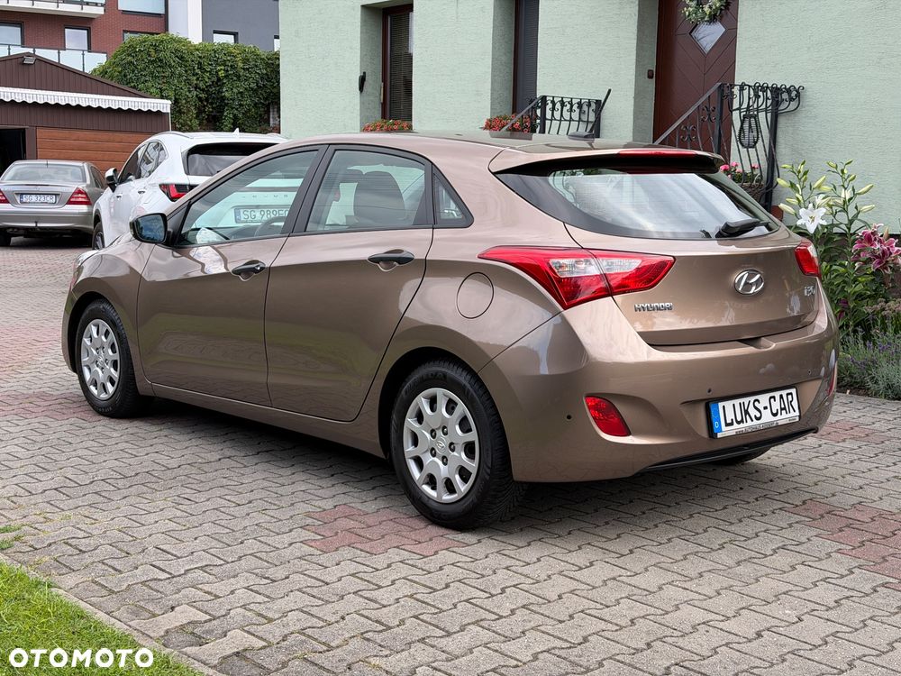 Hyundai i30 blue 1.4 Classic Navigation - 4