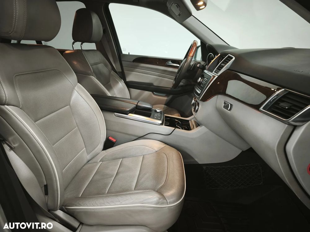 Mercedes-Benz ML 350 BlueTEC 4MATIC Aut - 10