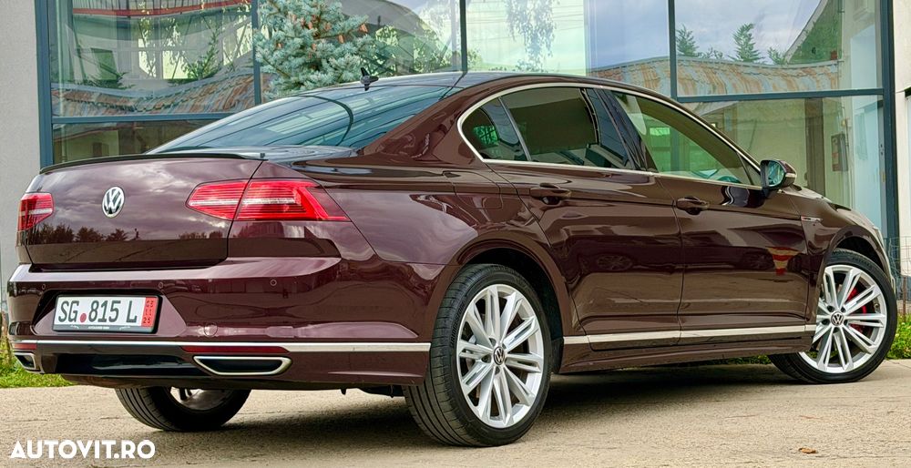 Volkswagen Passat - 10