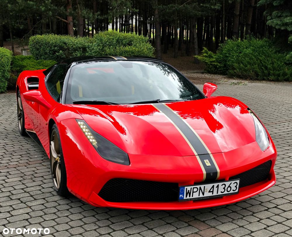 Ferrari 488 - 18