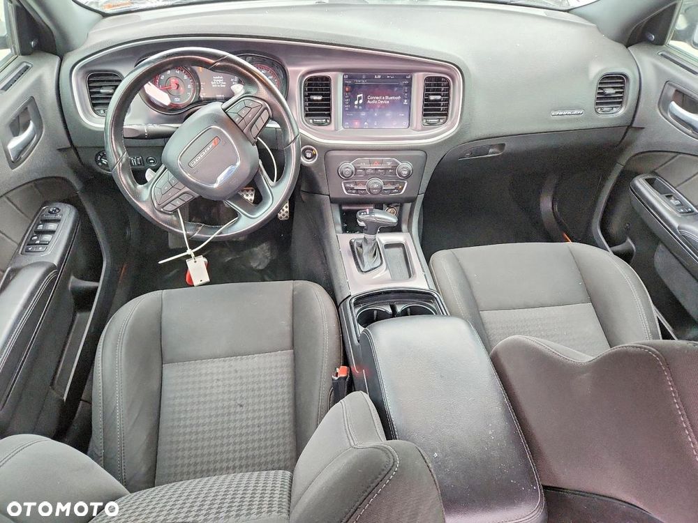 Dodge Charger - 10