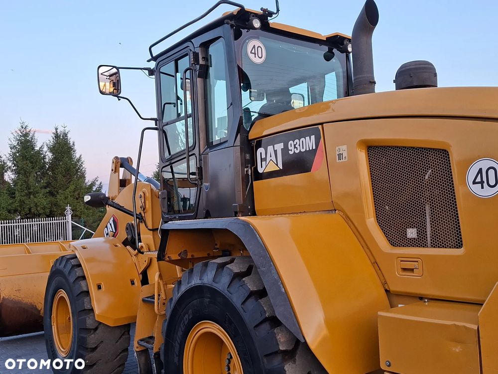 Caterpillar CAT 930 M - 6