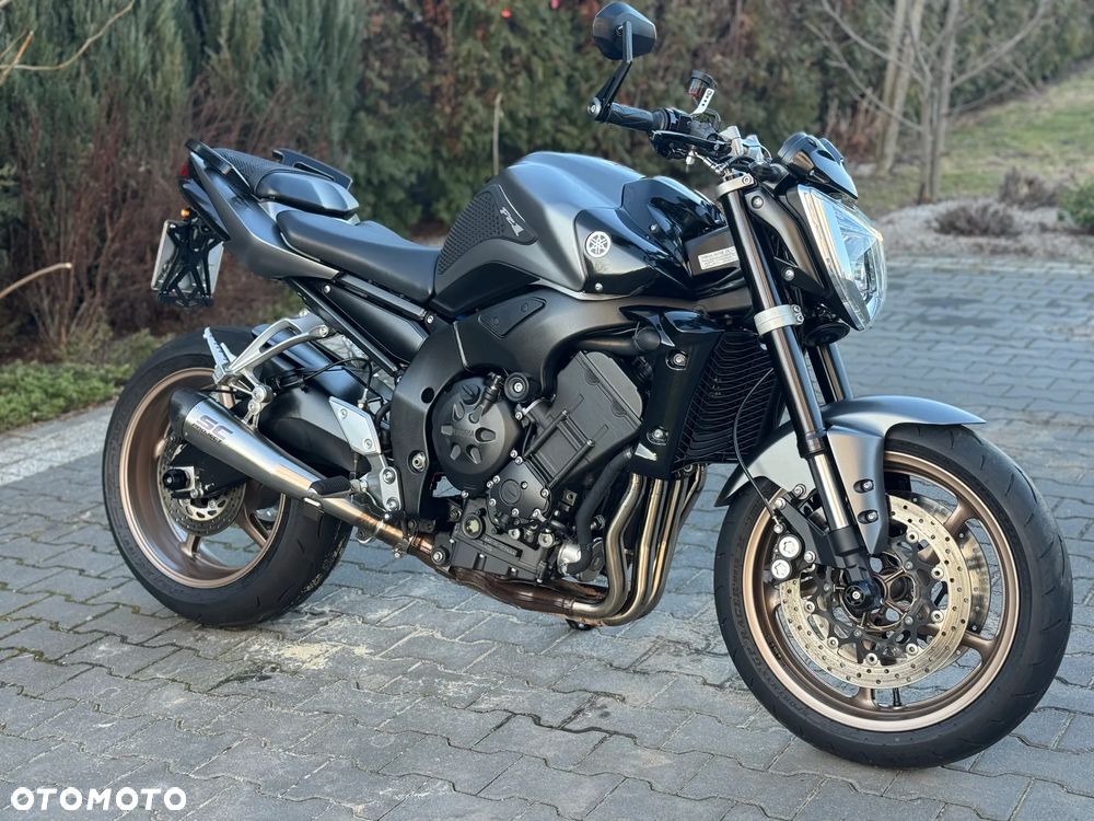 Yamaha FZ - 2