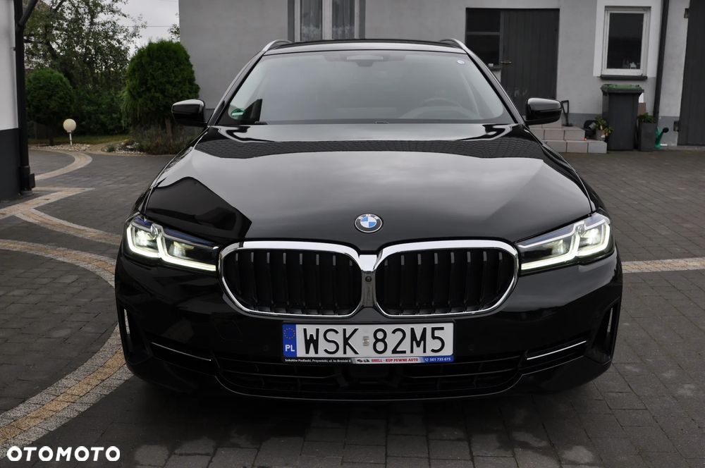 BMW Seria 5 520d xDrive Luxury Line sport - 4