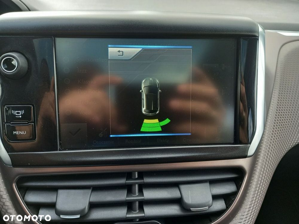 Peugeot 2008 1.6 VTi Allure - 36